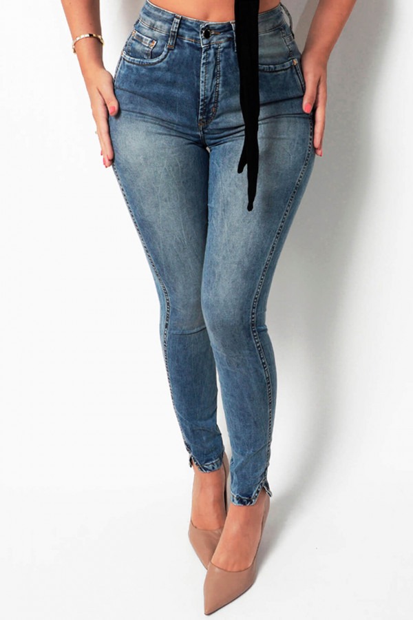 5 modelos de calças jeans para mulheres de 50+ que desejam looks